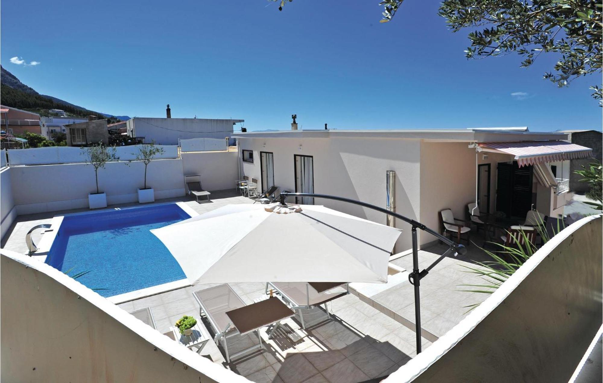 3 Bedroom Gorgeous Home In Makarska Eksteriør billede