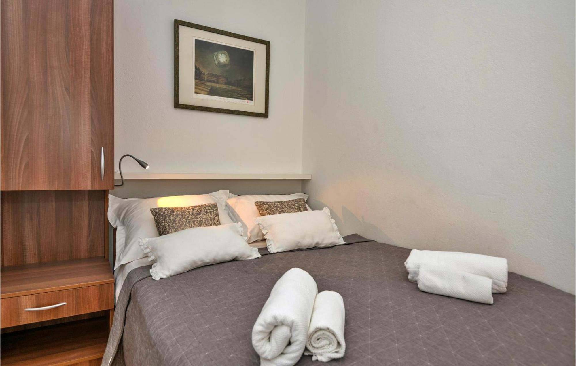 3 Bedroom Gorgeous Home In Makarska Eksteriør billede